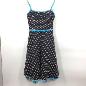 polka dot blue accent vintage (80s)